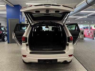 2020 Jeep Grand Cherokee Altitude - Photo 14 - Grand Rapids, MI 49504