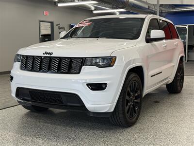 2020 Jeep Grand Cherokee Altitude - Photo 3 - Grand Rapids, MI 49504