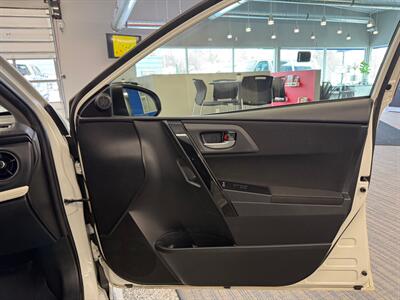 2017 Toyota Corolla iM   - Photo 11 - Grand Rapids, MI 49504