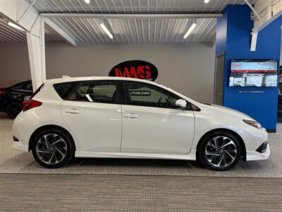 2017 Toyota Corolla iM   - Photo 8 - Grand Rapids, MI 49504