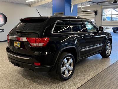 2012 Jeep Grand Cherokee Overland - Photo 7 - Grand Rapids, MI 49504