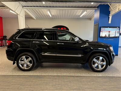 2012 Jeep Grand Cherokee Overland - Photo 8 - Grand Rapids, MI 49504