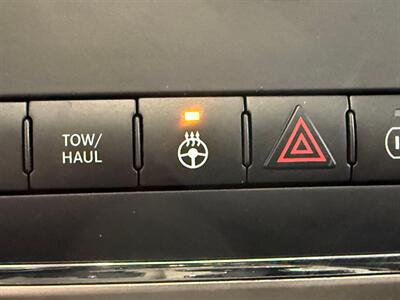 2012 Jeep Grand Cherokee Overland - Photo 32 - Grand Rapids, MI 49504