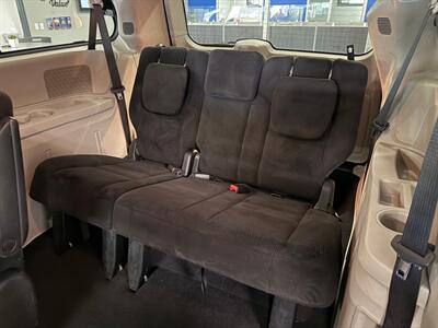 2014 Dodge Grand Caravan SXT - Photo 20 - Grand Rapids, MI 49504