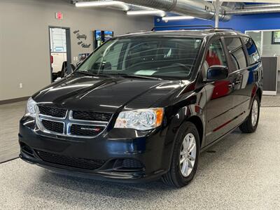 2014 Dodge Grand Caravan SXT - Photo 2 - Grand Rapids, MI 49504