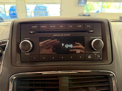 2014 Dodge Grand Caravan SXT - Photo 25 - Grand Rapids, MI 49504