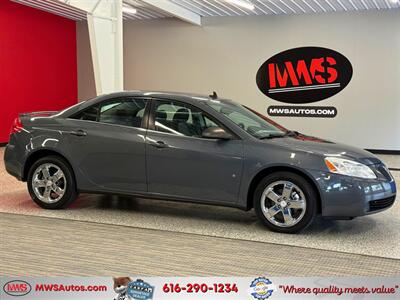 2008 Pontiac G6 GT   - Photo 1 - Grand Rapids, MI 49504