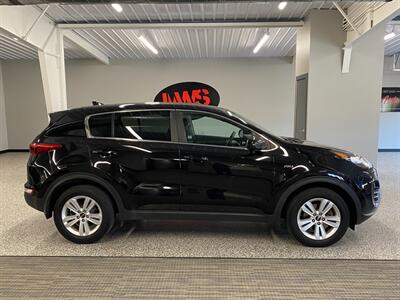 2017 Kia Sportage LX   - Photo 9 - Grand Rapids, MI 49504