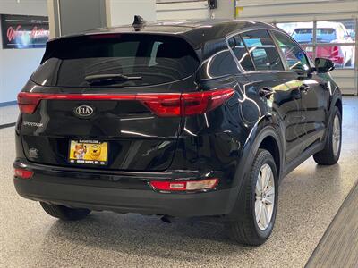 2017 Kia Sportage LX   - Photo 8 - Grand Rapids, MI 49504