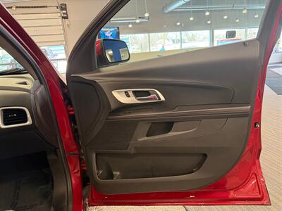 2015 Chevrolet Equinox LT   - Photo 12 - Grand Rapids, MI 49504