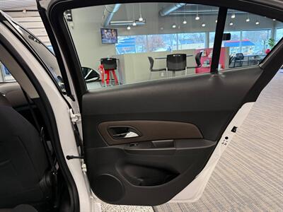 2015 Chevrolet Cruze 1LT Auto   - Photo 15 - Grand Rapids, MI 49504