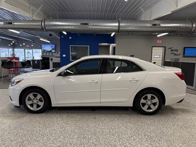 2015 Chevrolet Malibu LS   - Photo 4 - Grand Rapids, MI 49504
