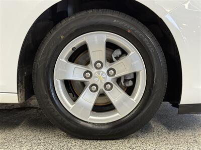 2015 Chevrolet Malibu LS   - Photo 9 - Grand Rapids, MI 49504