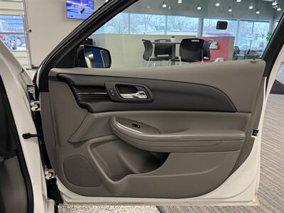 2015 Chevrolet Malibu LS   - Photo 11 - Grand Rapids, MI 49504