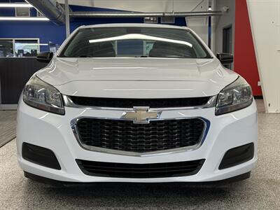 2015 Chevrolet Malibu LS   - Photo 2 - Grand Rapids, MI 49504