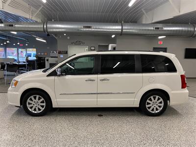 2012 Chrysler Town and Country Touring-L   - Photo 5 - Grand Rapids, MI 49504