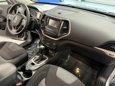 2014 Jeep Cherokee Latitude - Photo 27 - Grand Rapids, MI 49504