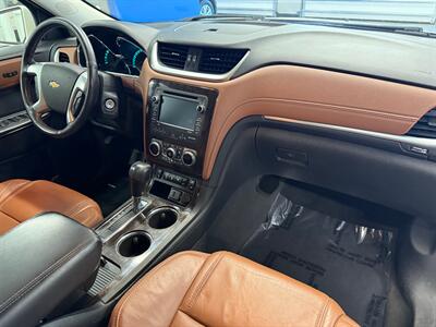 2015 Chevrolet Traverse LTZ   - Photo 11 - Grand Rapids, MI 49504