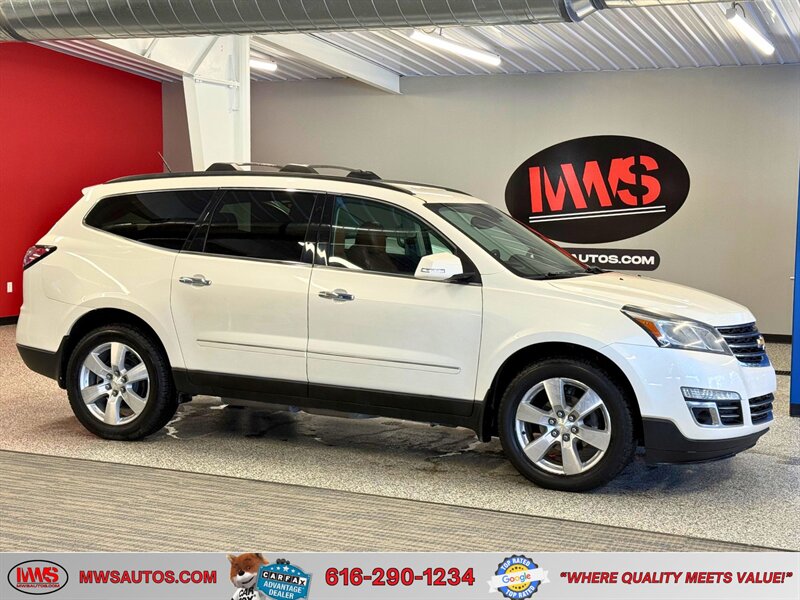2015 Chevrolet Traverse LTZ   - Photo 1 - Grand Rapids, MI 49504