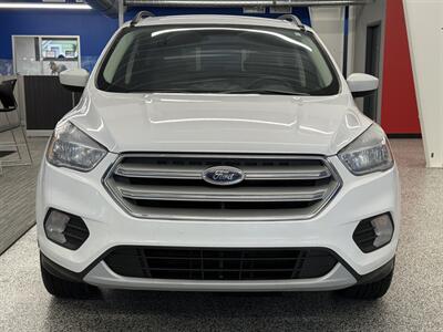 2018 Ford Escape SE   - Photo 2 - Grand Rapids, MI 49504