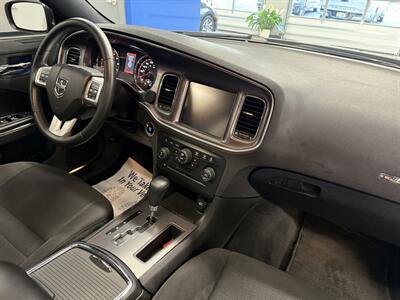2014 Dodge Charger R/T - Photo 9 - Grand Rapids, MI 49504