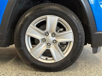 2022 Jeep Compass Latitude   - Photo 8 - Grand Rapids, MI 49504