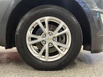 2017 Chevrolet Equinox LT   - Photo 9 - Grand Rapids, MI 49504