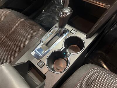 2017 Chevrolet Equinox LT   - Photo 16 - Grand Rapids, MI 49504