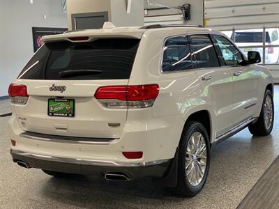 2018 Jeep Grand Cherokee Summit   - Photo 8 - Grand Rapids, MI 49504