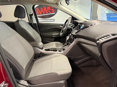 2016 Ford Escape SE   - Photo 12 - Grand Rapids, MI 49504
