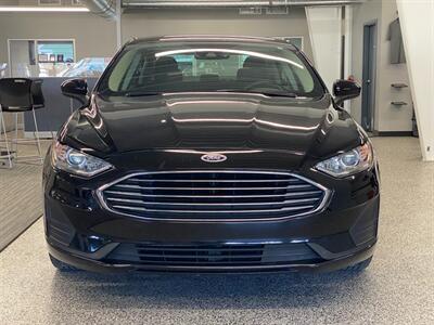 2020 Ford Fusion SE   - Photo 3 - Grand Rapids, MI 49504