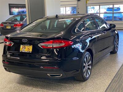 2020 Ford Fusion SE   - Photo 8 - Grand Rapids, MI 49504