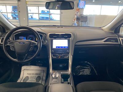 2020 Ford Fusion SE   - Photo 26 - Grand Rapids, MI 49504