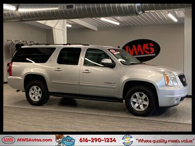 2012 GMC Yukon XL SLT   - Photo 1 - Grand Rapids, MI 49504