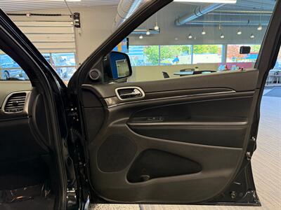 2018 Jeep Grand Cherokee Limited   - Photo 12 - Grand Rapids, MI 49504