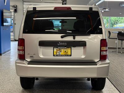 2011 Jeep Liberty Sport   - Photo 6 - Grand Rapids, MI 49504