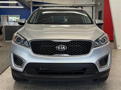 2016 Kia Sorento LX   - Photo 2 - Grand Rapids, MI 49504