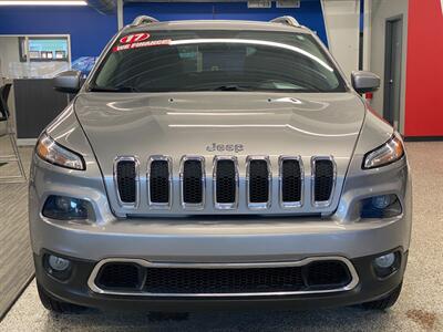 2017 Jeep Cherokee Limited   - Photo 2 - Grand Rapids, MI 49504