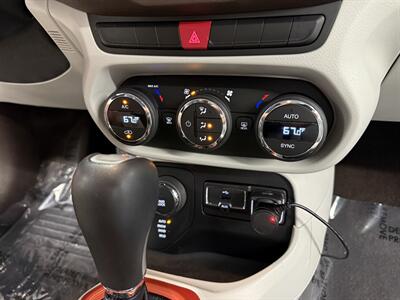 2015 Jeep Renegade Latitude - Photo 34 - Grand Rapids, MI 49504