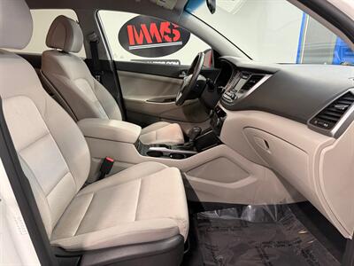 2016 Hyundai TUCSON Sport   - Photo 8 - Grand Rapids, MI 49504