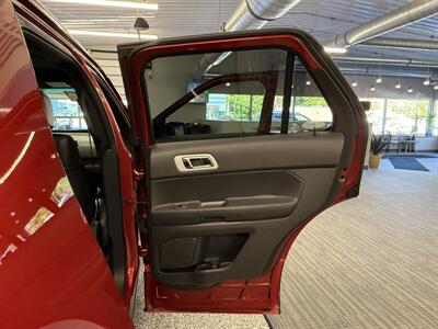 2012 Ford Explorer Limited - Photo 32 - Grand Rapids, MI 49504