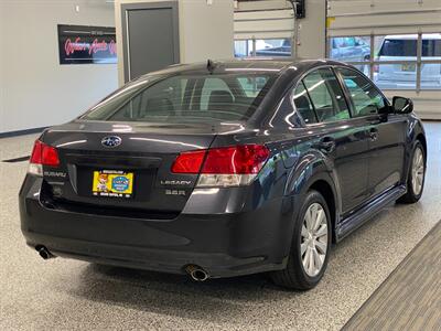 2011 Subaru Legacy 3.6R Limited   - Photo 8 - Grand Rapids, MI 49504