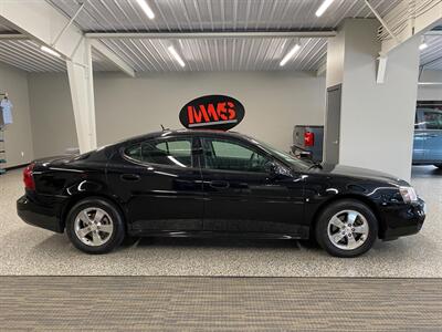 2008 Pontiac Grand Prix   - Photo 9 - Grand Rapids, MI 49504