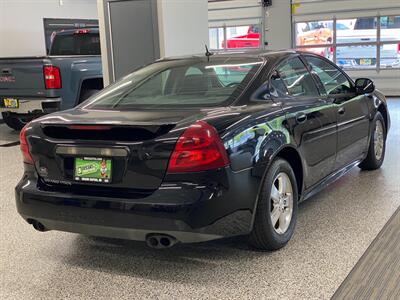 2008 Pontiac Grand Prix   - Photo 8 - Grand Rapids, MI 49504