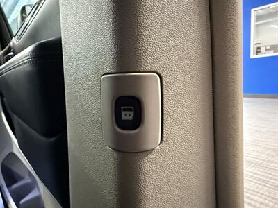2013 Chrysler Town and Country Touring   - Photo 15 - Grand Rapids, MI 49504