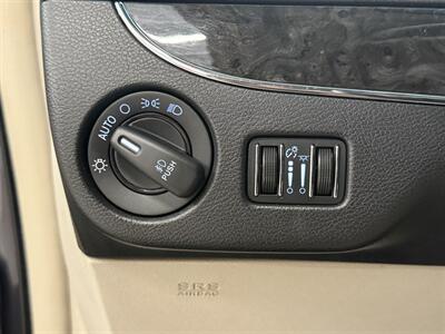 2013 Chrysler Town and Country Touring   - Photo 24 - Grand Rapids, MI 49504