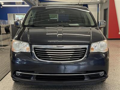 2013 Chrysler Town and Country Touring   - Photo 2 - Grand Rapids, MI 49504