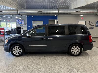 2013 Chrysler Town and Country Touring   - Photo 4 - Grand Rapids, MI 49504