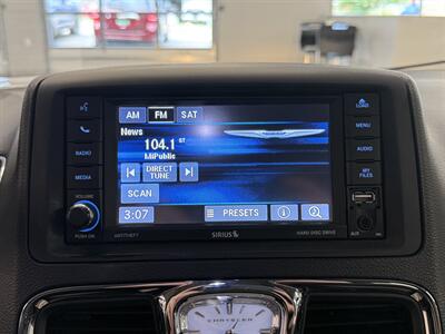 2013 Chrysler Town and Country Touring   - Photo 30 - Grand Rapids, MI 49504