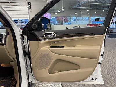 2015 Jeep Grand Cherokee Limited - Photo 13 - Grand Rapids, MI 49504